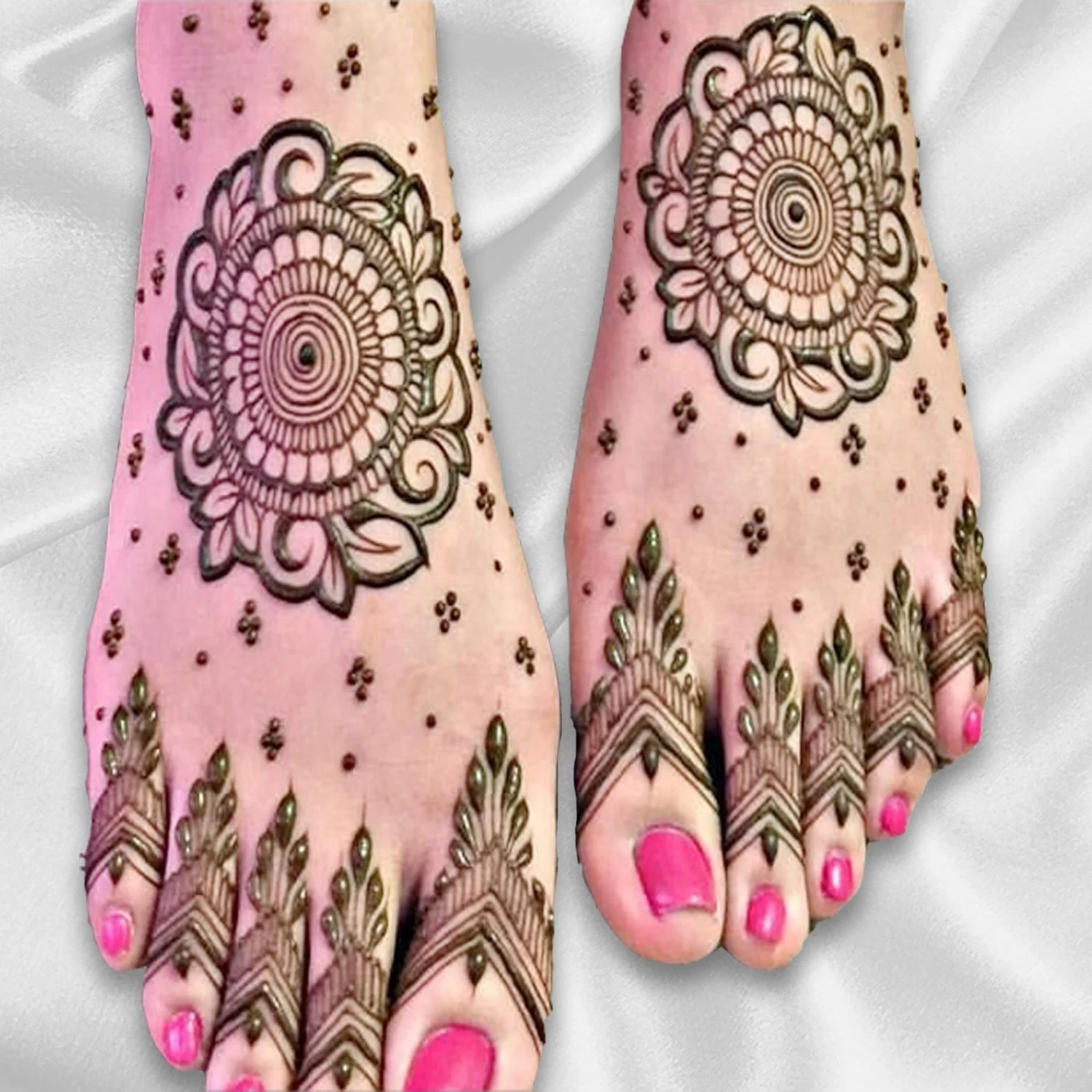 Stylish Foot Mehndi Design – Beautiful Simple Mehndi Designs # 11