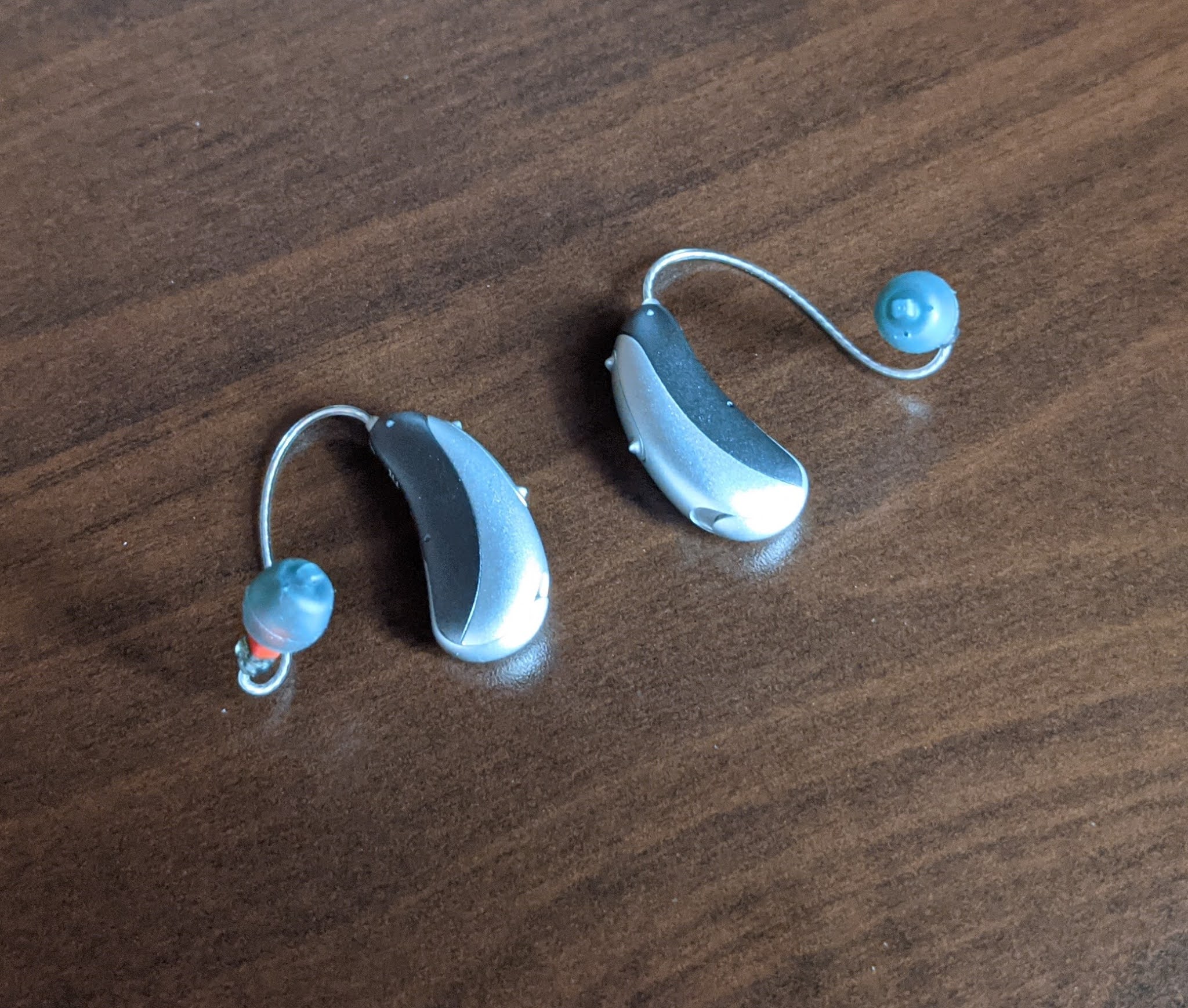 THINKING PERSON'S GUIDE TO AUTISM Two Autistics' Experiences With Low