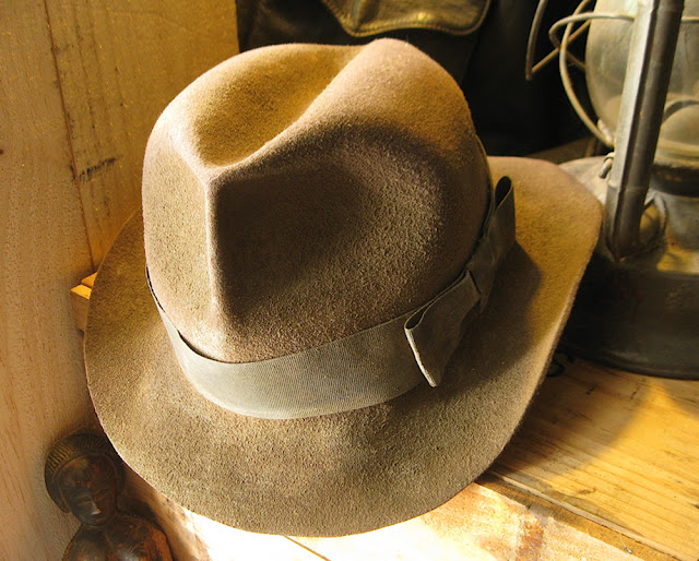 DAVE LOWE DESIGN the Blog: Raiders' 30th: Indy-ing Up an Indy Fedora