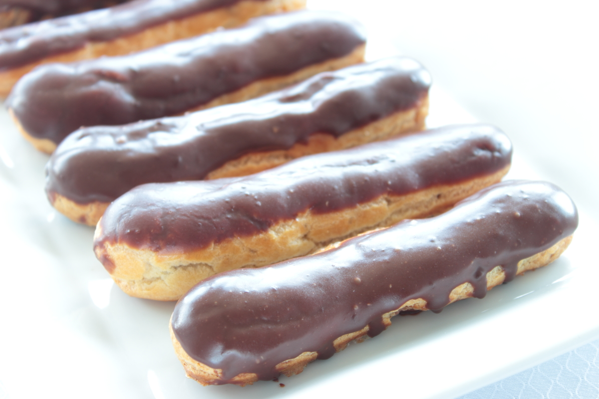 Éclairs de chocolate