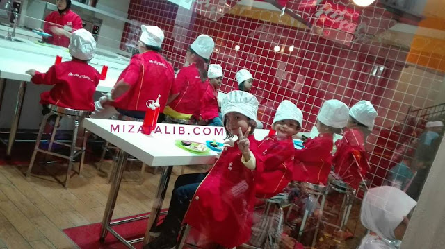 Program Bright Little Explorers, KidZania Kuala Lumpur. makanan tambahan terbaik untuk anak