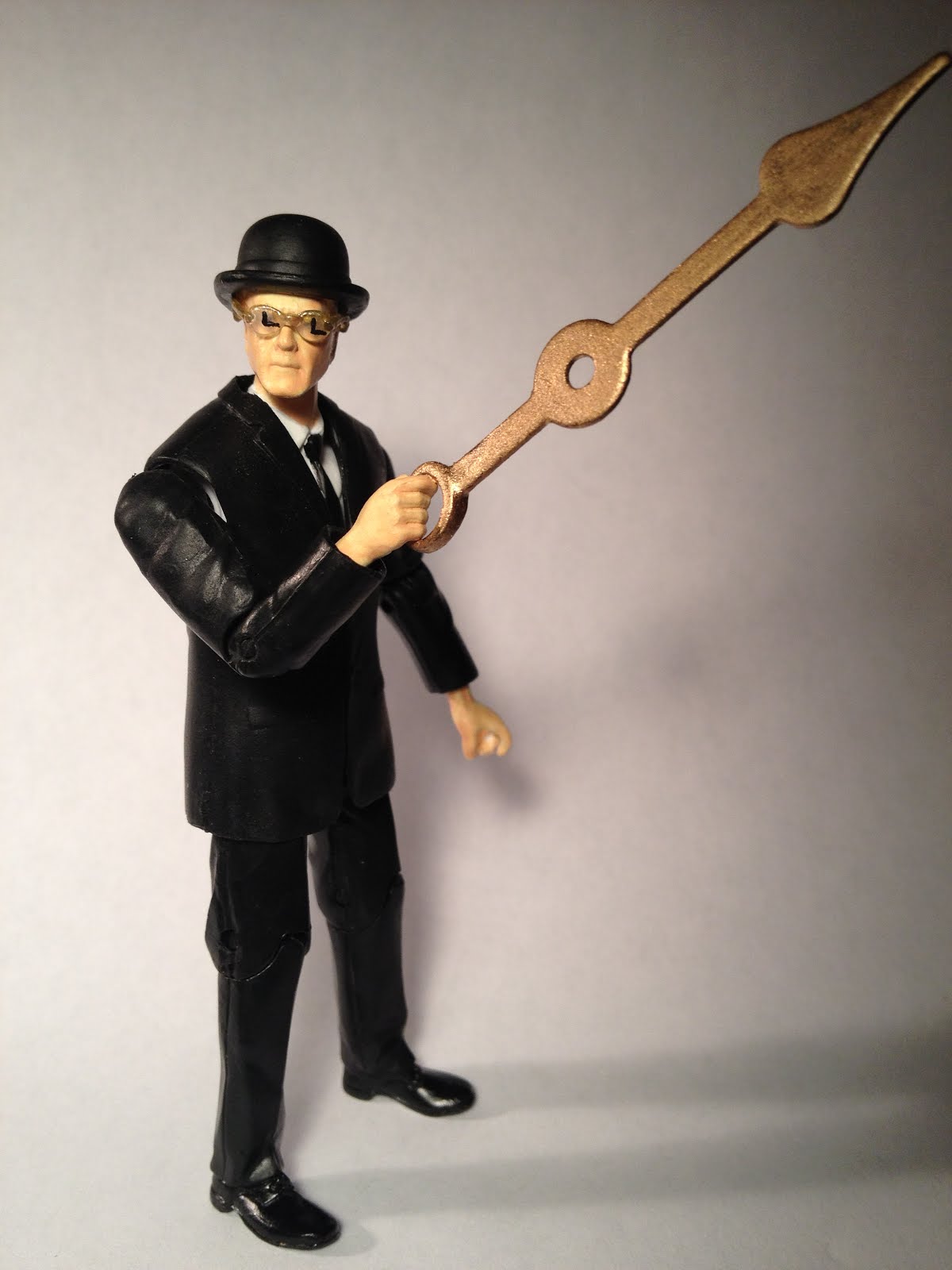 STRANGE LABS BATMANIA DAY 2 "WHEN IT COMES TO CLOCKS, I AM KING!"