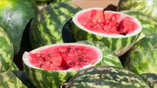 Cara pilih buah tembikai manis dan berair