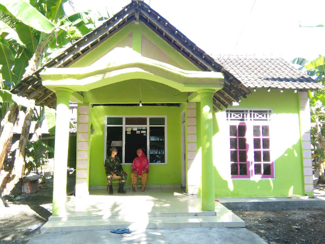 Rumah Kusnah Kini Bersinar Hijau Terang, Seterang Hatinya Berkat TMMD Reg 105