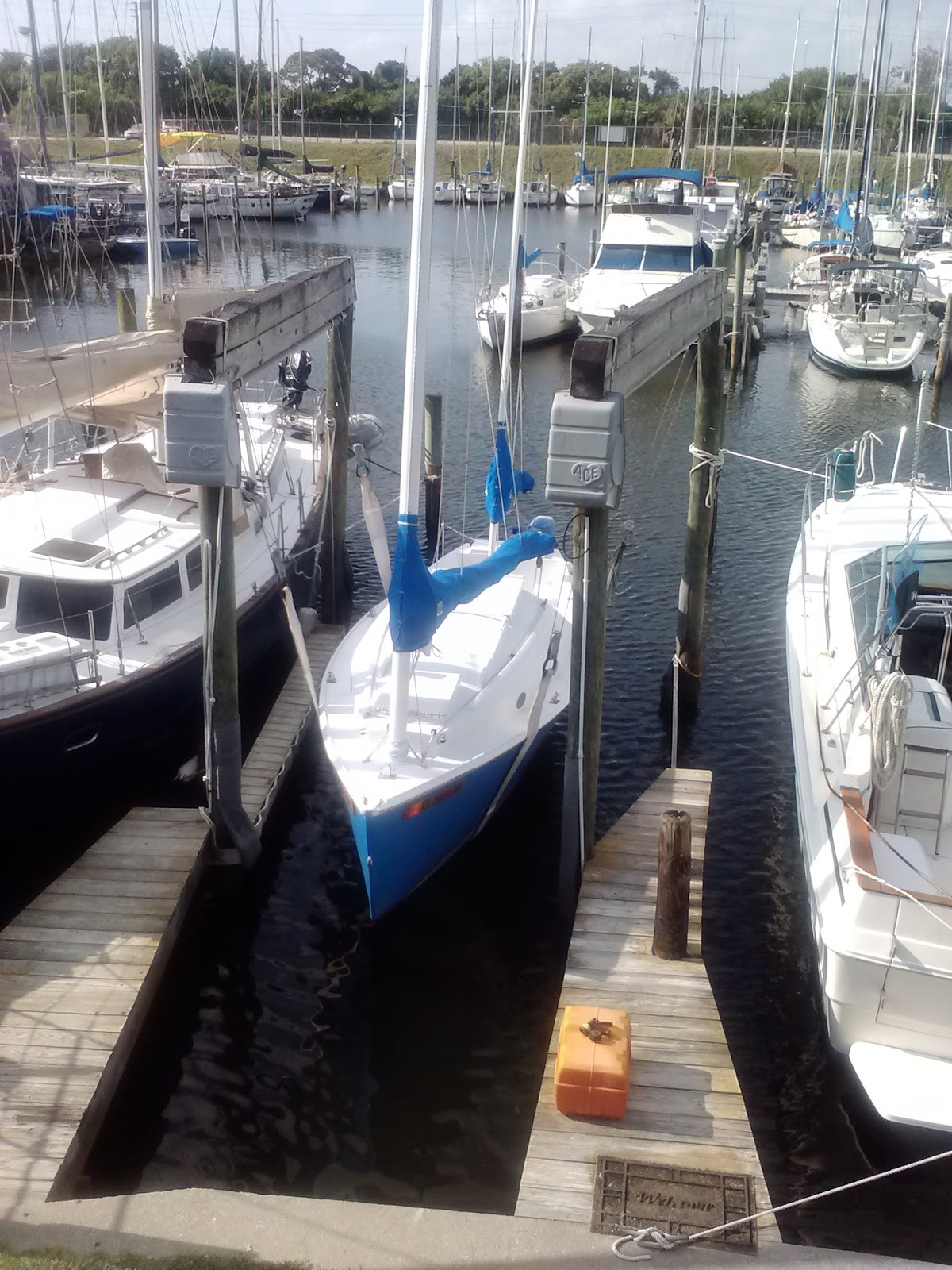 Scott's Boat Pages Norwalk Islands Sharpie 23 for Sale