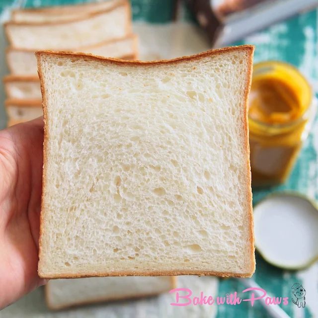 Japanese Soft White Bread (Shokupan)