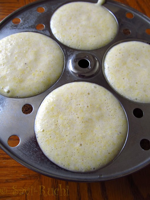 Savi-Ruchi: Cornmeal idli | Steamed Savory Cornmeal Cakes : Gluten free ...