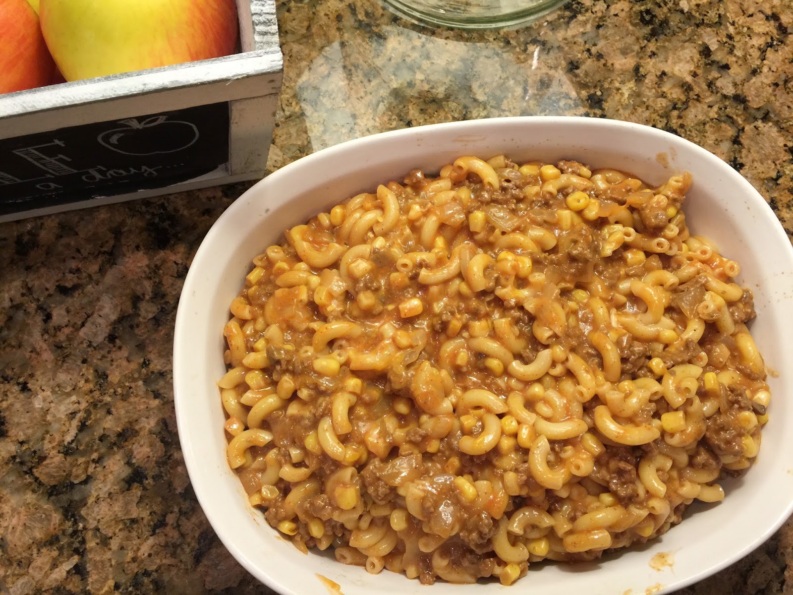 Momfessionals Hamburger Macaroni Bake