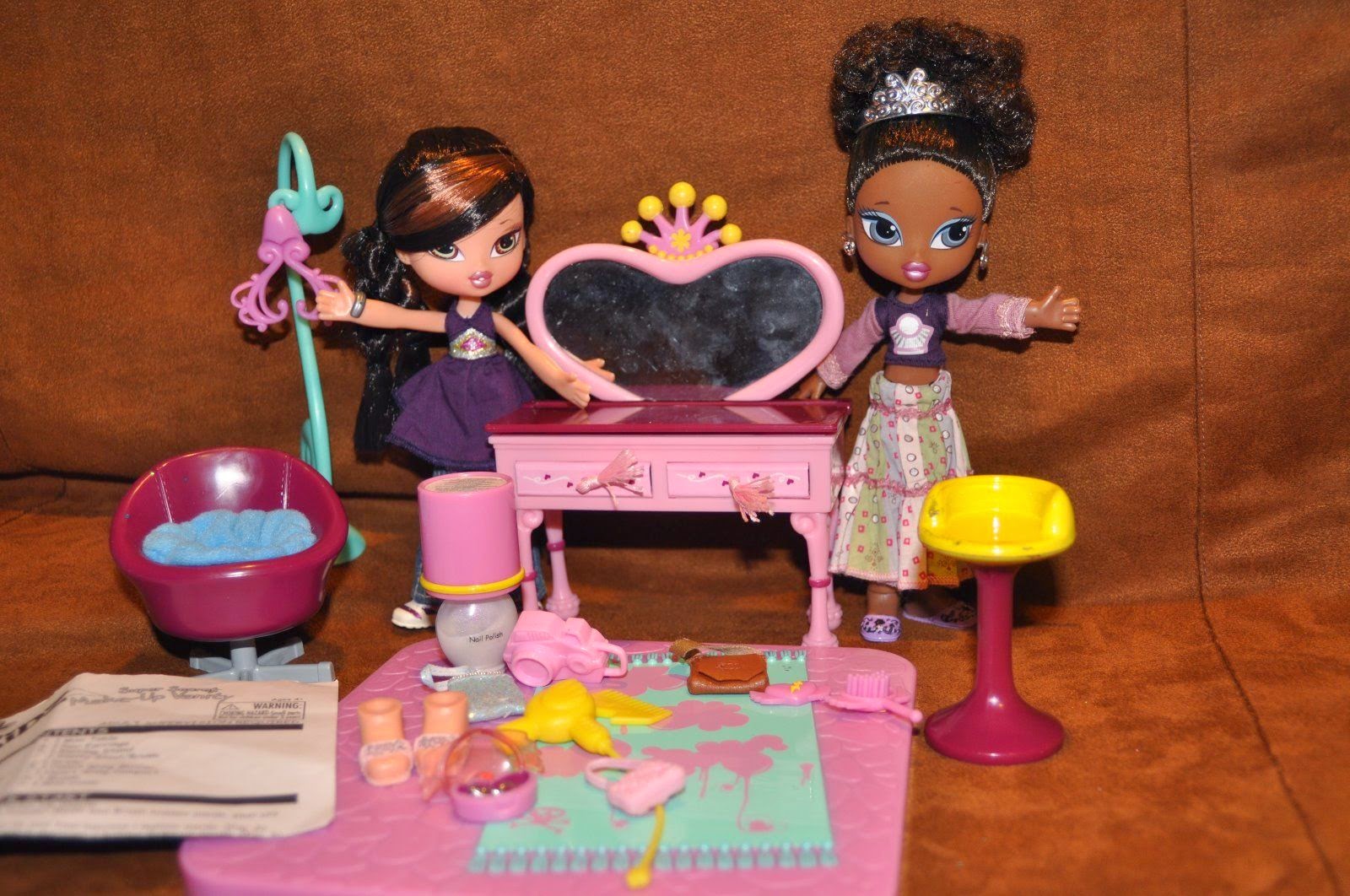 Bratzforever87 bratz dolls_bratz kidz Super Secret MakeUp Vanity