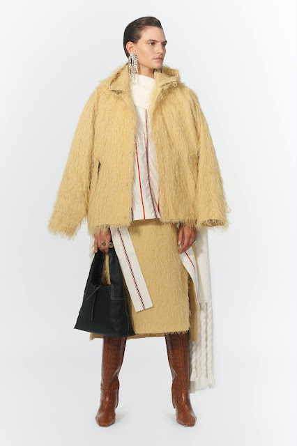Resort 2022