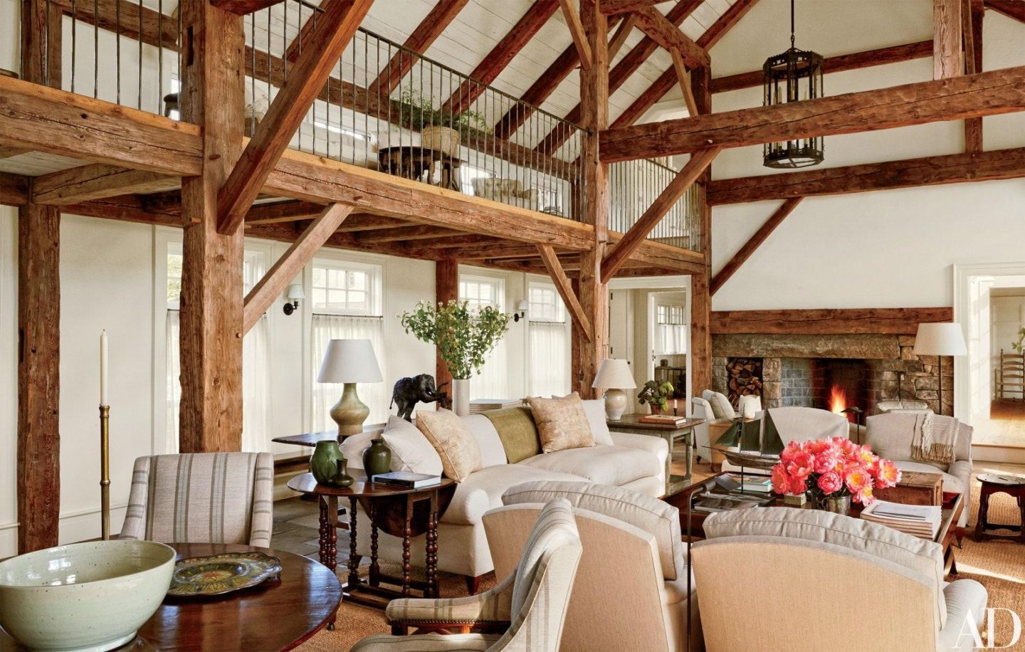 Décor Inspiration: A Stunning Summer Getaway on Martha’s Vineyard Decorated by Mark Cunningham