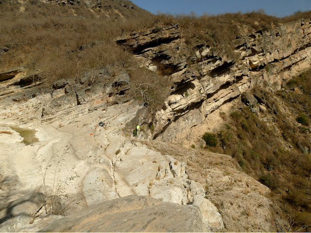 Панасоник и Макита: сверлим дыры в Омане Панасоник и Макита: сверлим дыры в Омане