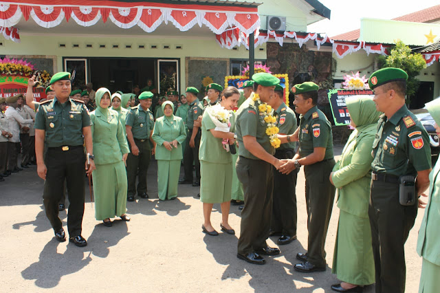 Acara Tradisi Lepas Sambut Komandan Kodim 0723/Klaten Acara Tradisi Lepas Sambut Komandan Kodim 0723/Klaten