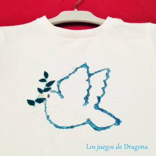 Camiseta DIY para el día de la paz con mucha purpurina