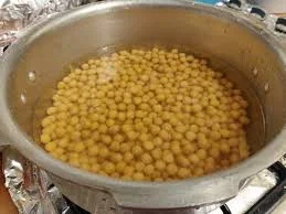 boil-the-chickpeas