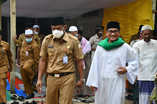 Bupati dan Para Kepala OPD Aceh Timur Tahlilan ke Rumah Duka Abu Wahab dan Abulah Krut Lintang Mei 11, 2021