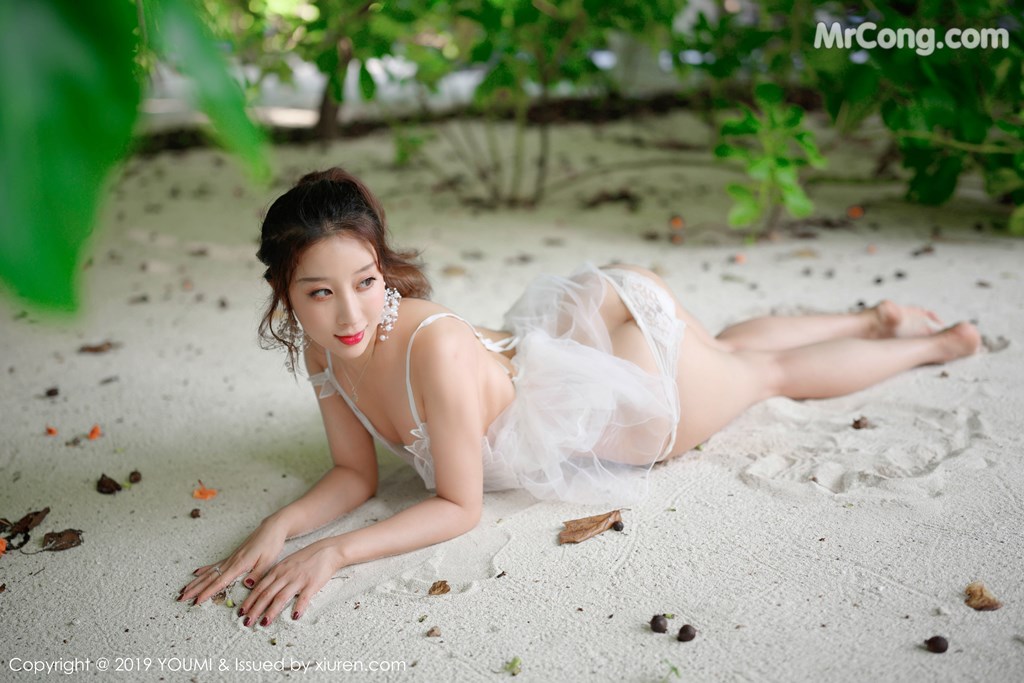 HuaYang Vol.191: Xiao Hui (筱 慧) (41 pictures)