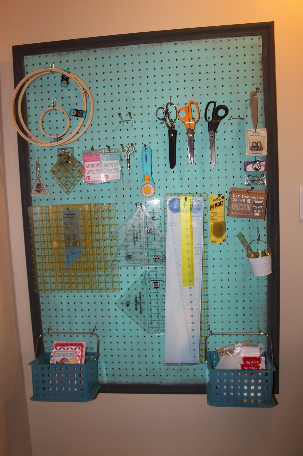 Daydreams of Quilts Quilting Tools Peg Board Organizer