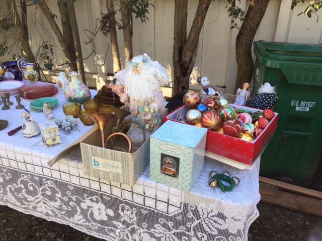 Oc Style Hunter A Sunny Saturday January Garage Sale Morning In