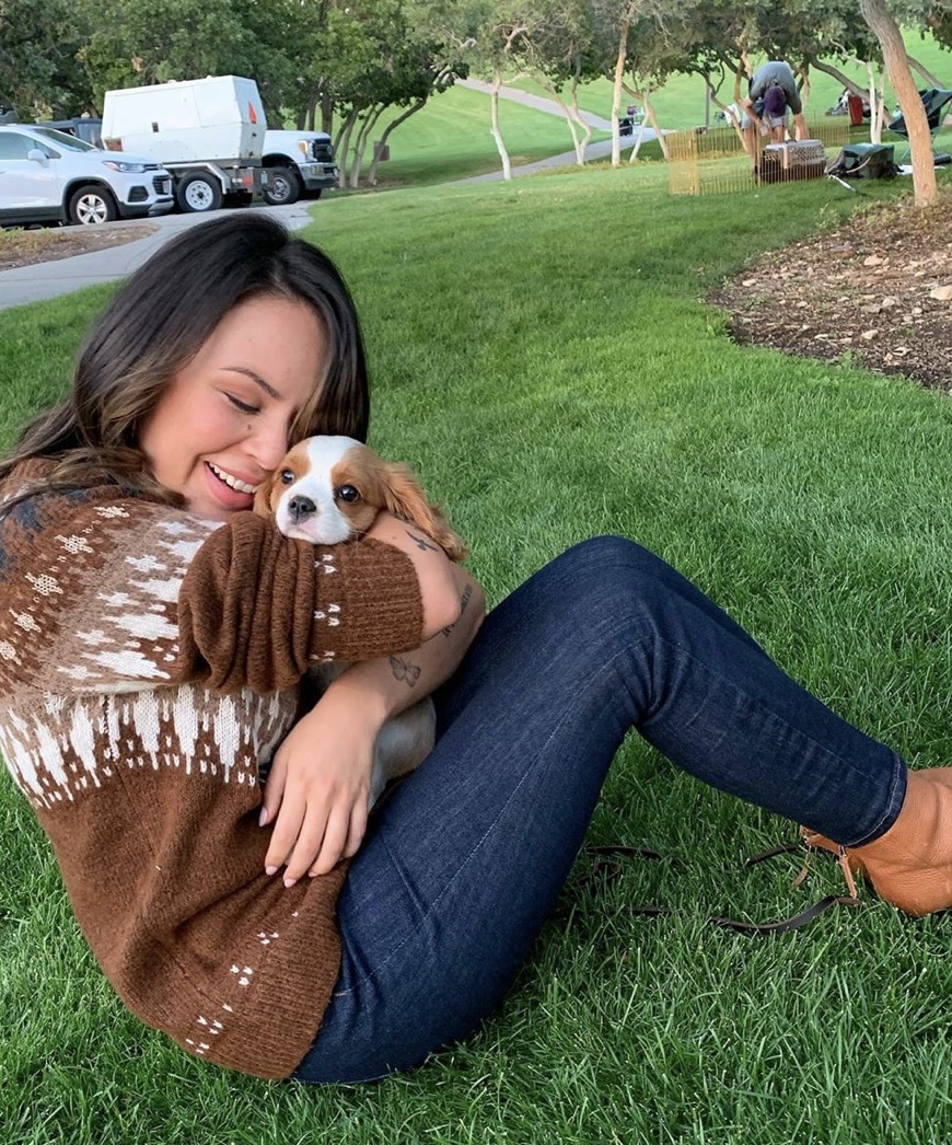 pretty little liars who is on the a team janel parrish filming holly ivy hallmark christmas movie bts photos
