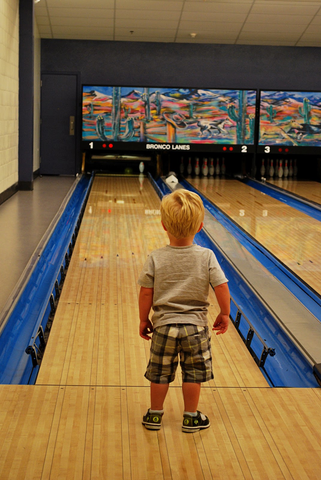 Jaime & Nate: Bowling - Preston's 1st Time