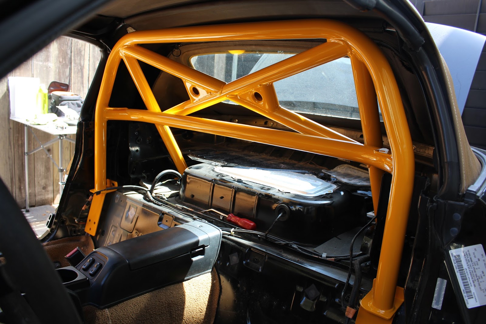 Daily Turismo Project Miata Installing a Blackbird Fabworx GT3 Roll