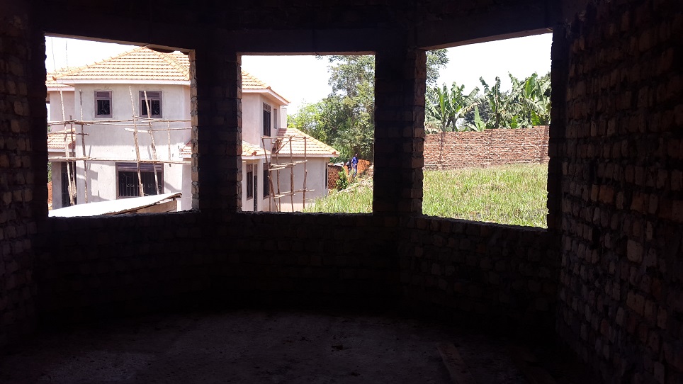 HOUSES FOR SALE KAMPALA, UGANDA UNFINISHED HOUSE FOR SALE