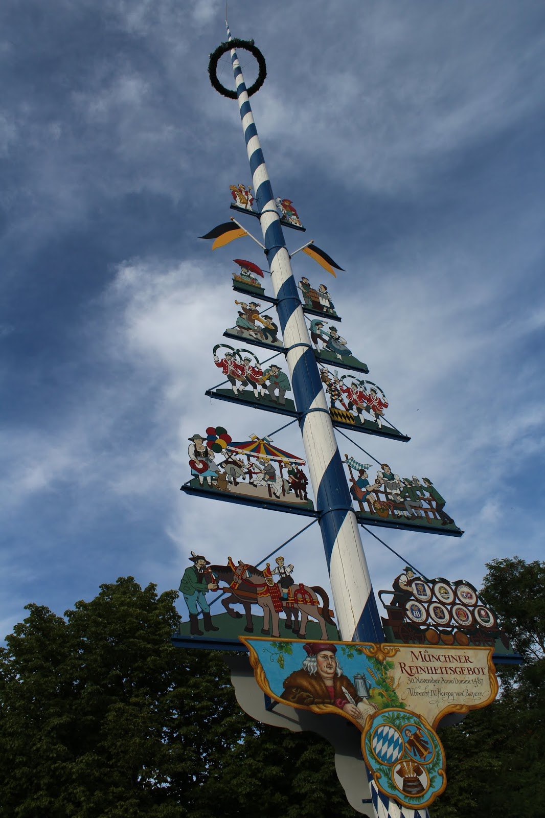Maibaum el Árbol de Mayo