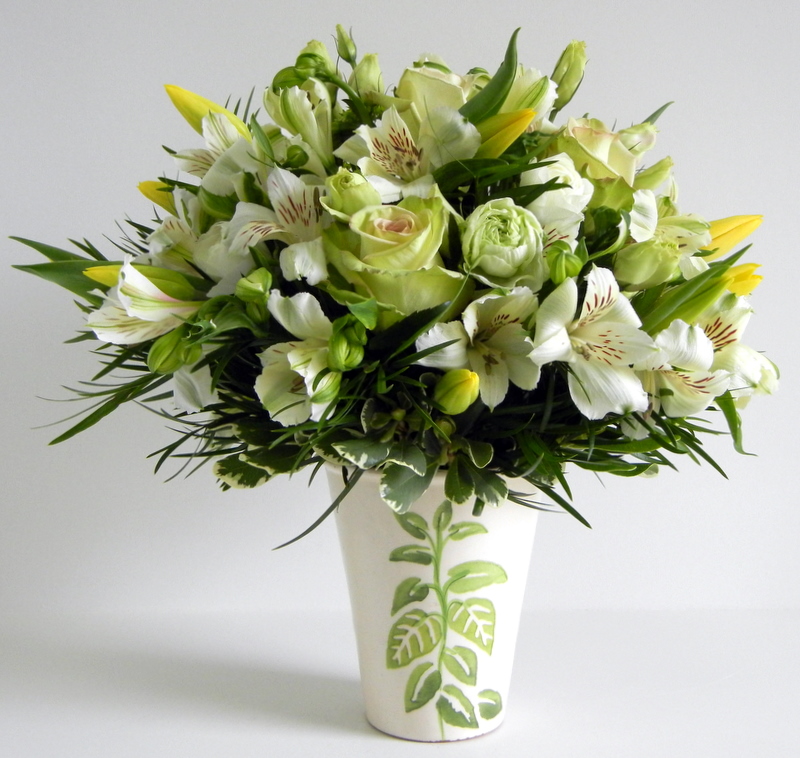 Artistry in Bloom's Blog 2011 Mother's Day FlowersVictoria BCHeart of the Home Floral Designs
