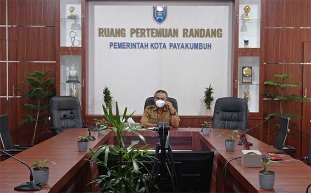 Kepala DPMPTSP Kota Payakumbuh Harmayunis