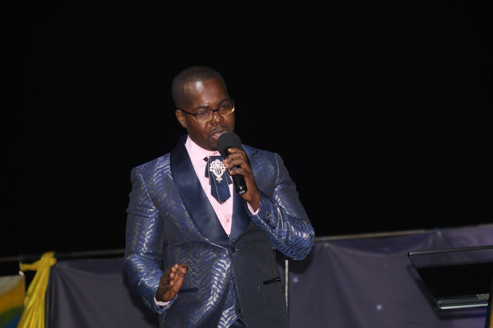 Apostle Shiloh Masenyama Preaches At Tiyambuke Wednesday Night 2018 Apostle Shiloh Masenyama Preaches At Tiyambuke Wednesday Night 2018