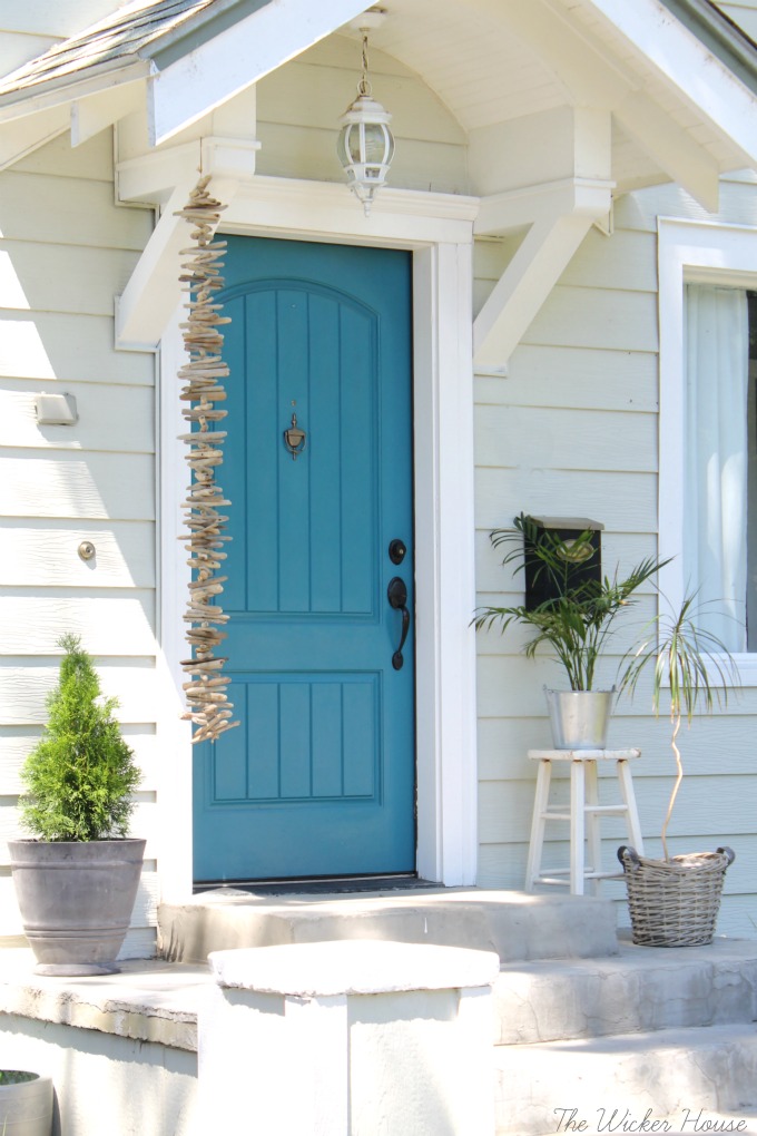 Front Door Driftwood Garland City Farmhouse by Jennifer O'Brien