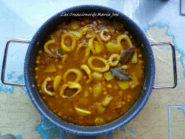 Calamares Con Garbanzos