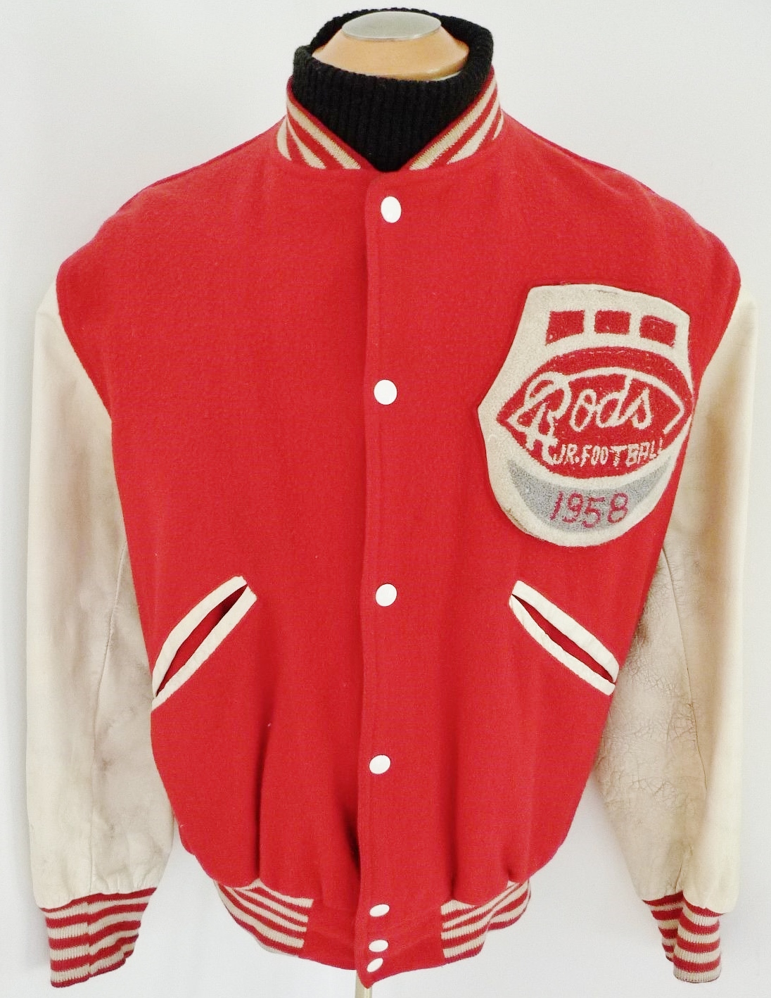 Winnipeg Places 447 Bannatyne Avenue Victoria Leather Jacket / All