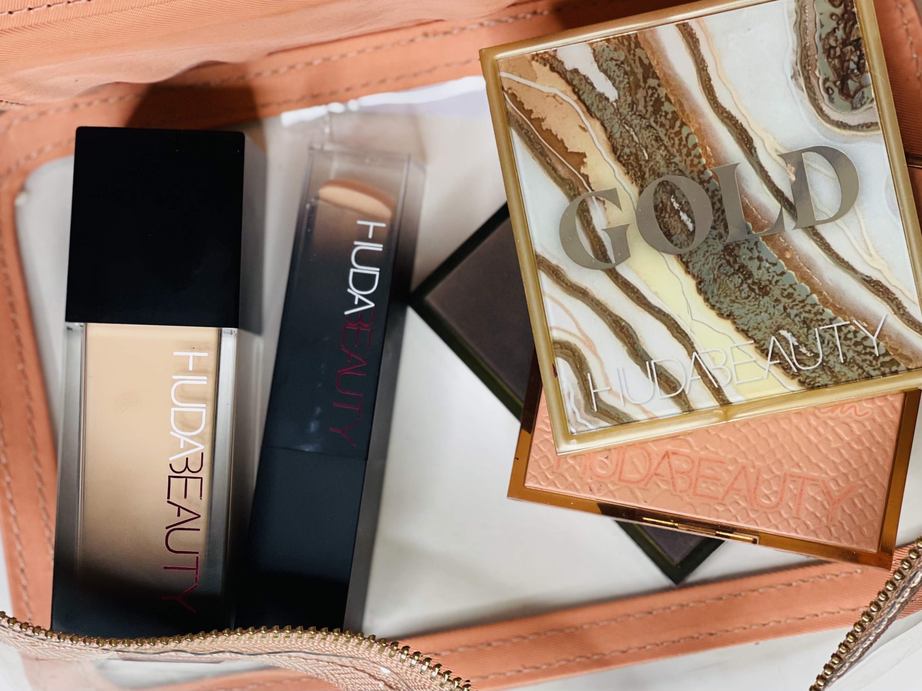 Which Huda Beauty #FauxFilter foundation should you buy?