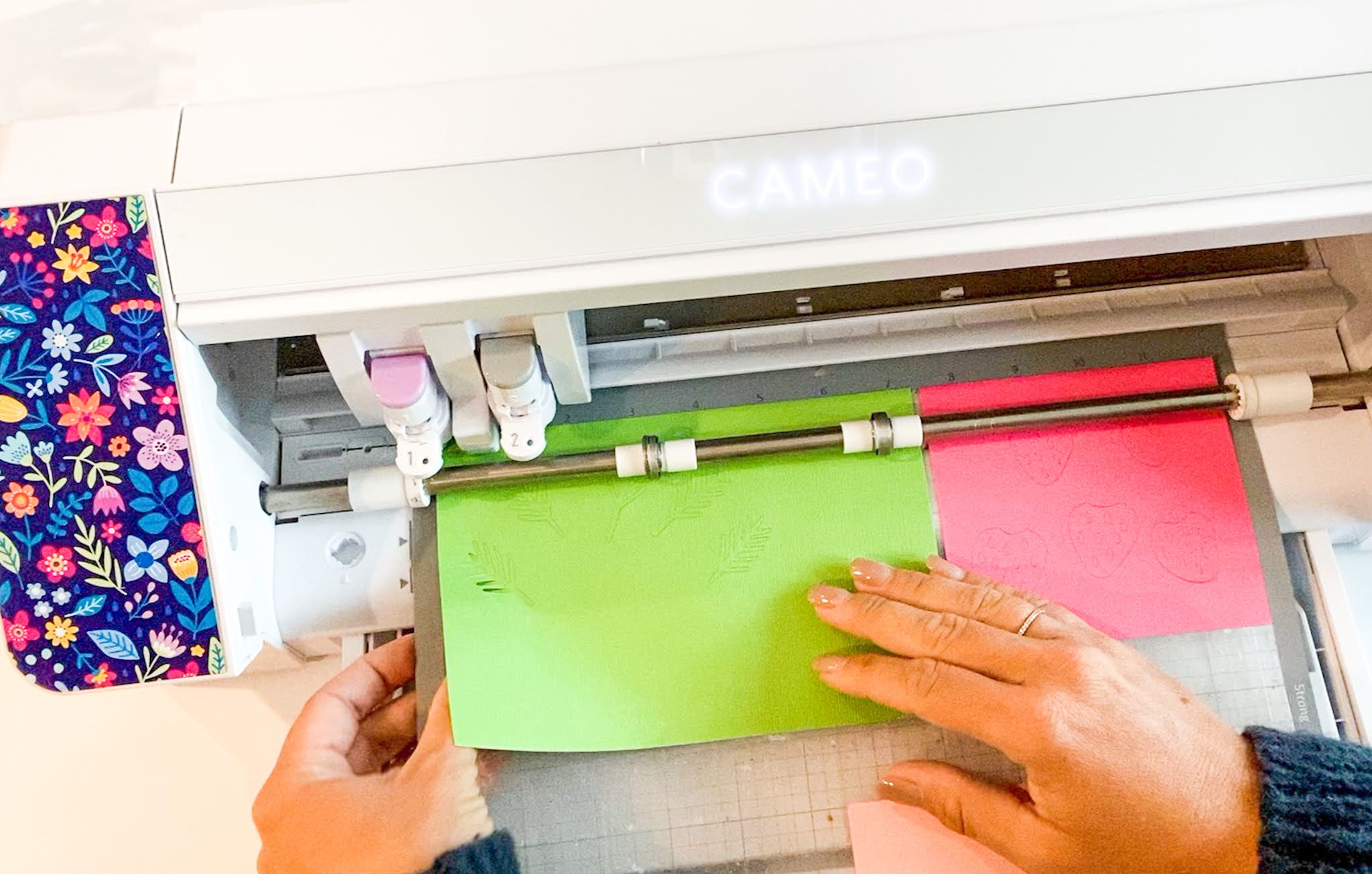 7 NoTear Tips to Cut Small Paper Pieces with Silhouette CAMEO 4