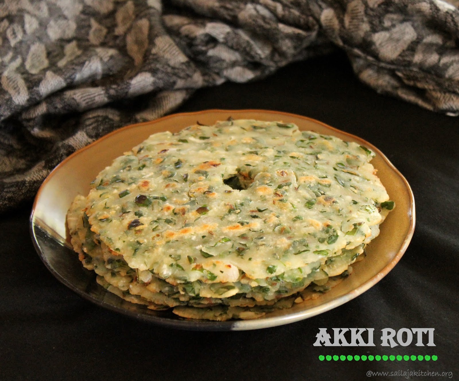Sailaja Kitchen...A site for all food lovers!: Akki Roti Recipe / Rice