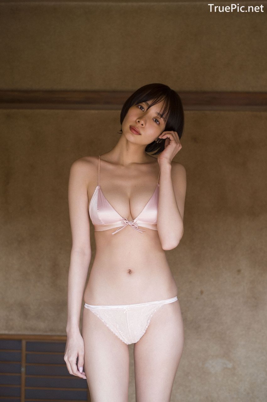 Image-Japanese-Model-Sayaka-Okada-What-To-Do-When-Its-Too-Hot-TruePic.net- Picture-51