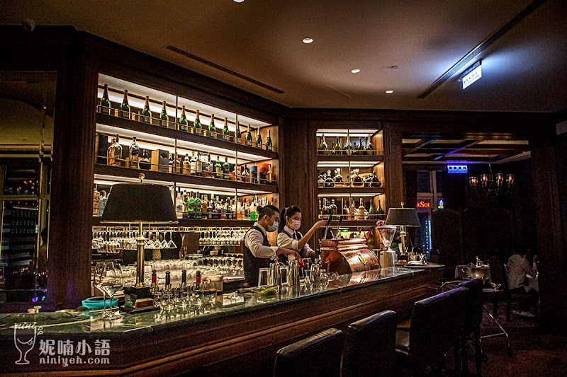勞瑞斯牛肋排餐廳 Lawry's Taipei 勞瑞斯牛肋排餐廳 Lawry's Taipei