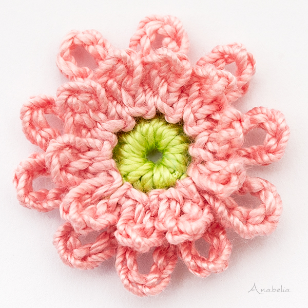 Crochet heart and flower nr. 6, free patterns Anabelia Craft Design