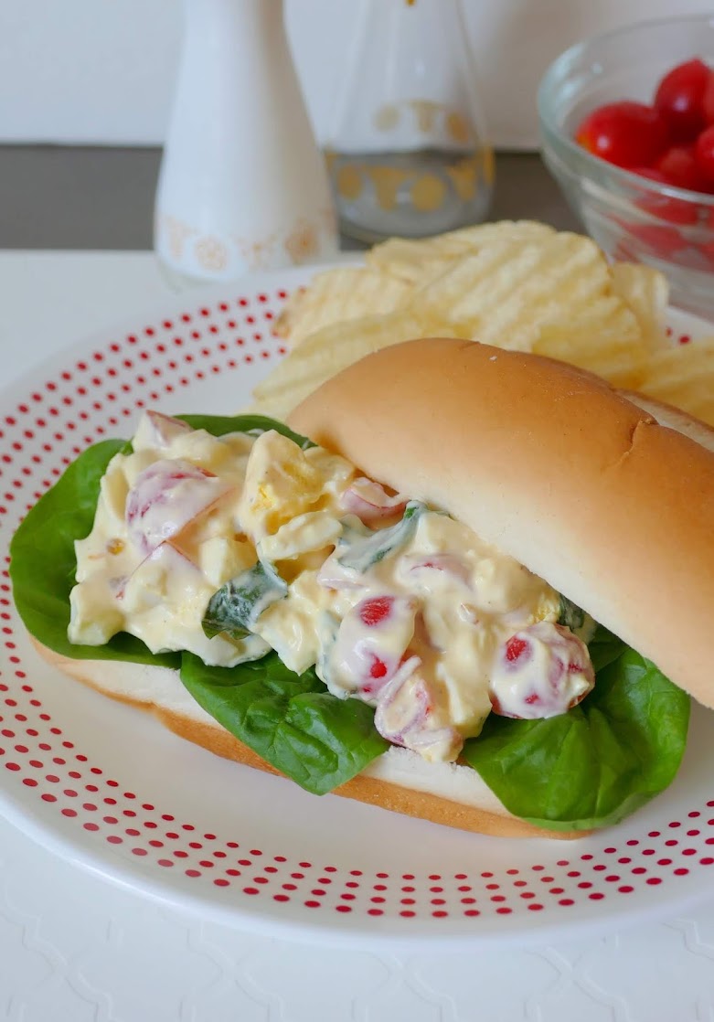 Tomato Basil Egg Salad Sandwich Recipe