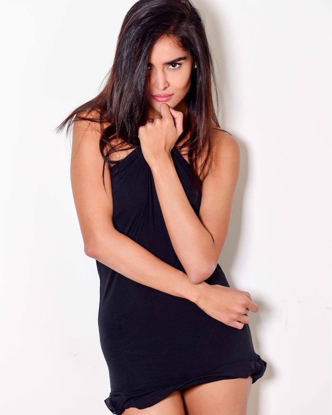 Movies Picture Brazilian model Nathalia Kaur Photo