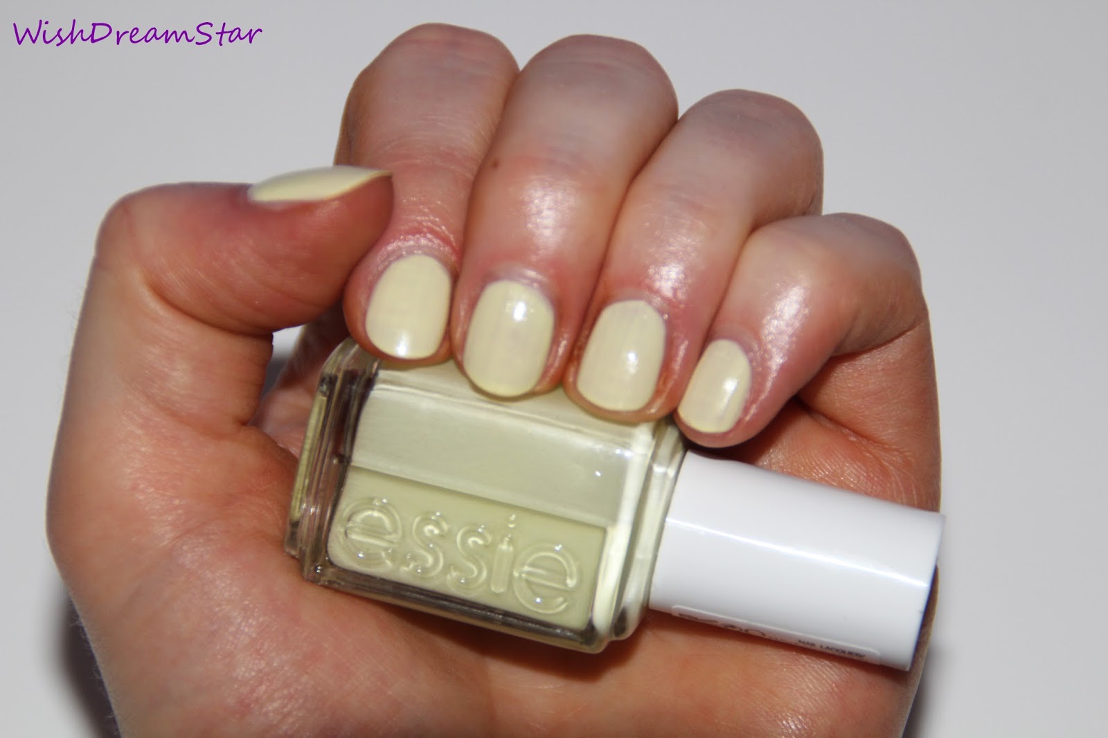 Wishdreamstar Nails Essie Nagellack Chillato Nagelhaut Cream