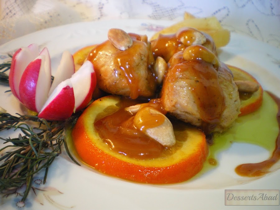 Pollo salteado con naranja y almendras