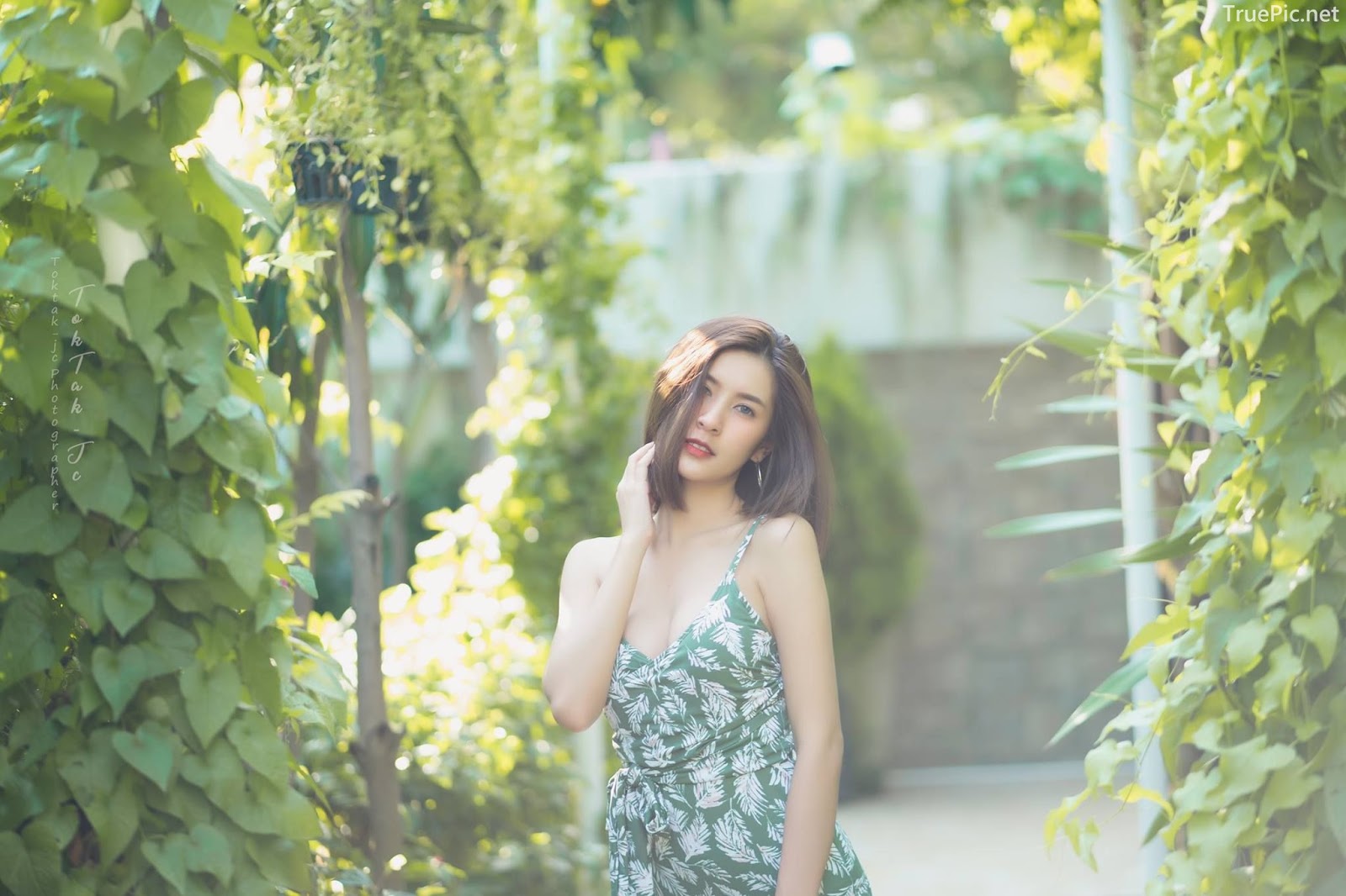 Thailand hot model MIldd Thanyarath Sriudomloert - Green monokini swimsuit - Picture 13