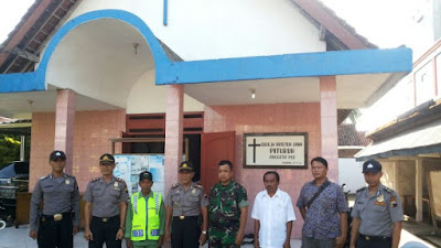 Muspika Pituruh Melaksanakan Pengamanan Dua Gereja di Pituruh Dalam Rangka Perayaan Hari Paskah Tahun 2018