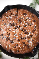 Peppermint Chocolate Chip Skillet Cookie