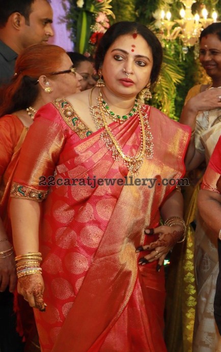 Parthiban Wife Seetha Kundan Necklace - Jewellery Designs