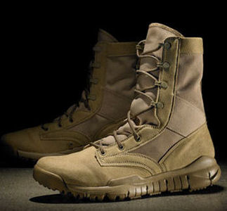 nike desert boots