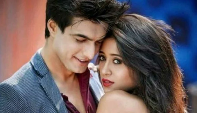 yeh rishta kya kehlata hai fame actress shivangi joshi naira love with kartik